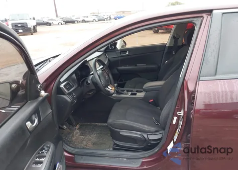 2020 Kia Optima Lx z USA, uszkodzony, nr VIN 5XXGT4L38LG403827